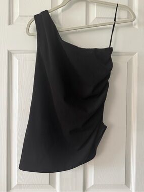 Black One-Shoulder Asymmetric Top
